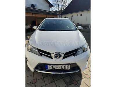 TOYOTA AURIS 1.8 HSD Active (Automata)