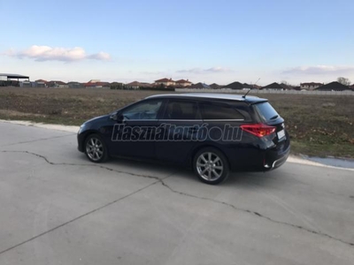 TOYOTA AURIS Touring Sports 1.8 HSD Live Plus (Automata)