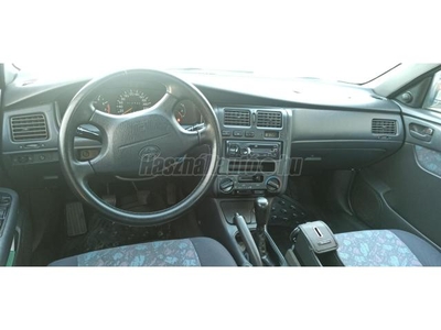 TOYOTA CARINA Carina-E 1.6 XLi