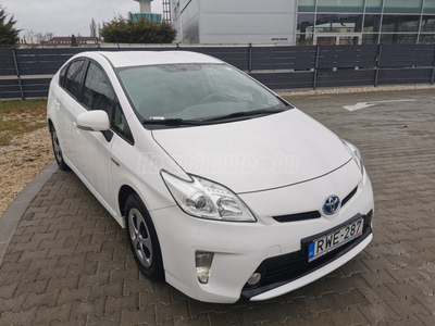 TOYOTA PRIUS 1.8 HSD Sol (Automata)