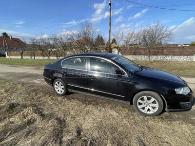 VOLKSWAGEN PASSAT VI 2.0 CR TDI Trendline DSG