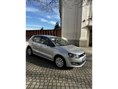 VOLKSWAGEN POLO V 1.2 70 Trendline