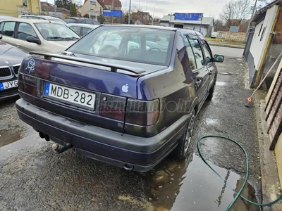 VOLKSWAGEN VENTO 1.9 TDI CL Vonóhorog