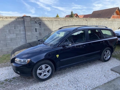 VOLVO V50 1.6 D Momentum