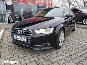 AUDI A3 Sportback 1.6 TDI Attraction S-tronic 1...