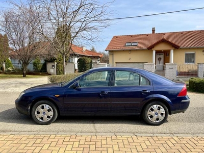 FORD MONDEO 1.8 Trend