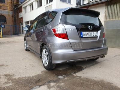 HONDA JAZZ