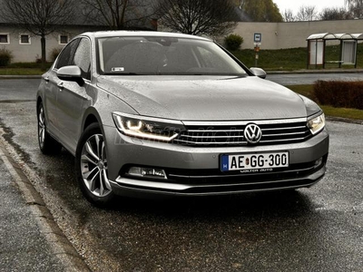 VOLKSWAGEN PASSAT VIII 2.0 TDI BMT SCR Highline DSG