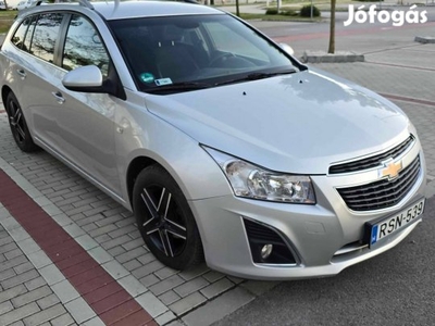 Chevrolet Cruze 1.4t Ltz - Benzin