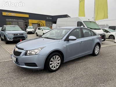 Chevrolet Cruze 1.6 LS