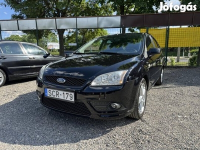 Ford Focus 1.8 FFV Trend ST-Line! Android fejeg...