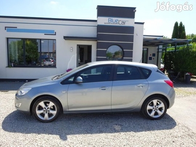 Opel Astra J 1.6 Sport KM:76ezer!!Megbizható Be...