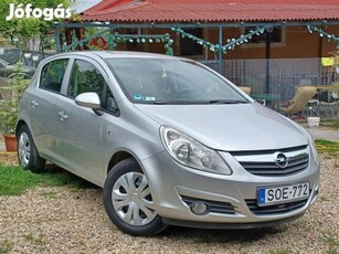 Opel Corsa D 1.2 Cosmo