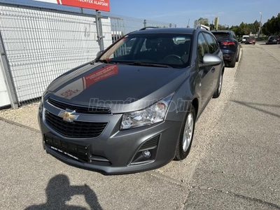 CHEVROLET CRUZE SW 1.7d LTZ FRISS VIZSGA.KITŰNŐ ÁLLAPOT. VEZETETT SZ.KÖNYV. NAVI