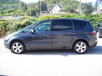 FORD S-MAX 2.0 TDCi Titanium