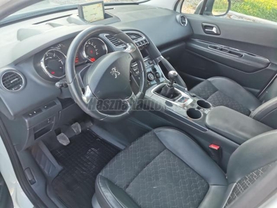 PEUGEOT 3008 1.6 HDi Allure NAVIGÁCIÓ-TOLATÓ KAMERA-FÉLBŐR