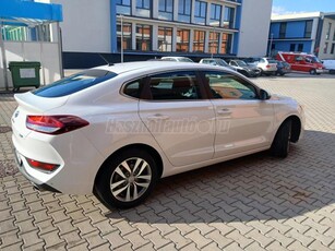 HYUNDAI I30 Fastback 1.4 T-GDi Comfort DCT