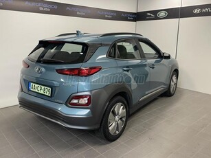 HYUNDAI KONA EV 39kWh Comfort Gyönyörű állapot / vezetett szervizkönyv / 300 kilométer hatótáv