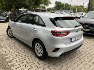 KIA CEE'D Ceed 1.0 T-GDI Silver Magyar. Szervizkönyv. Kamera. Áfás. Több darab