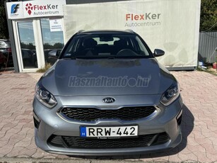 KIA CEE'D Ceed SW 1.6 CRDi HP Silver ÁFÁS! Magyarországi! 1 tulajdonostól! Szervizkönyves!