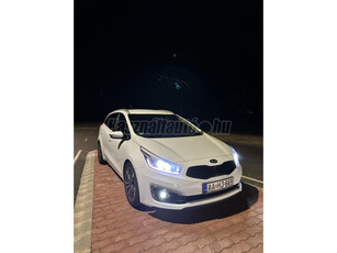 KIA CEE'D SW 1.6 GDI Platinum