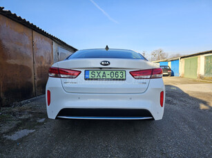 KIA OPTIMA 2.0 PHEV (Automata)