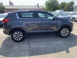 KIA SPORTAGE 2.0 CRDi EX Limited 4x4 Vezetett szervízkönyv!Kamera.Ülés.kormány fűtés.140eKm!