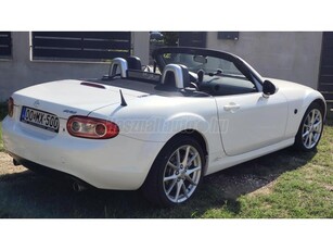 MAZDA MX-5 2.0i 16V Revolution EU5