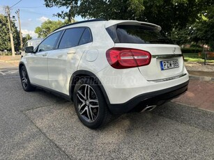 MERCEDES-BENZ GLA 200 CDI d 7G-DCT