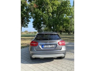 MERCEDES-BENZ GLA 200 CDI d