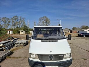 MERCEDES-BENZ SPRINTER 208 D 902.322