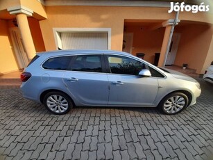 Opel Astra J Sports Tourer