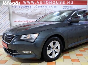 Skoda Superb 2.0 TDI SCR Ambition 4x4 DSG 4WD!...