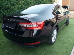 SKODA SUPERB 2.0 TDI SCR Ambition DSG