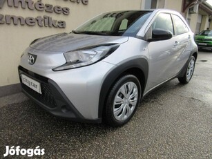 Toyota Aygo X 1.0 VVT-i Comfort Business 4 Ezer...