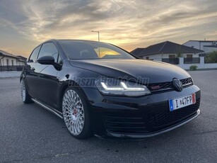 VOLKSWAGEN GOLF VII 2.0 TDI Highline DSG GTD