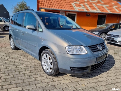 Volkswagen Touran 1.6 FSI Trendline