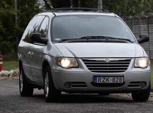 Eladó használt Chrysler Grand Voyager - 2.8 CRD Limited Aut. (7 sz.), 5 ajtó, 4 fokozatú automata váltó - STOW'N GO