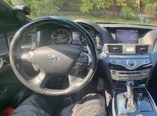 Eladó Infiniti M