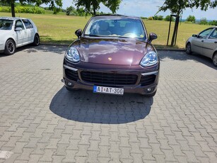 Eladó Porsche Cayenne - JóAutók.hu