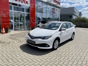 Eladó használt Toyota Auris - 1.8 Hybrid Live Plus