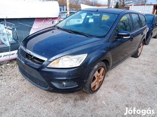 Ford Focus 1.6 Ambiente Sorszám: 64