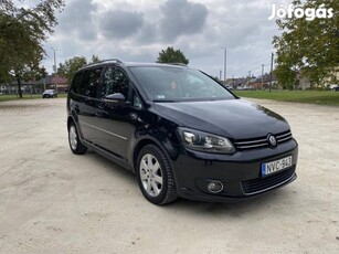 Volkswagen Touran 2.0 CR TDI Highline DSG [7 sz...