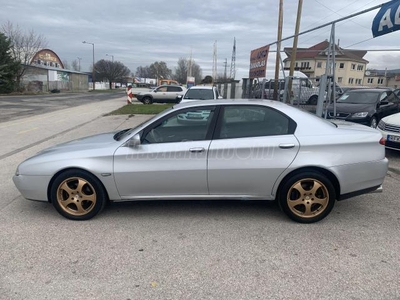 ALFA ROMEO 166 2.0 Twin Spark 16V (SOKMŰSZAKI-FEKETEBŐR-17COLLALU)