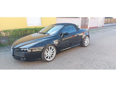 ALFA ROMEO SPIDER 2.4 JTD 20V Full extra ! 19-es Ti felni ! Navi. ülésfűtés .xenon!