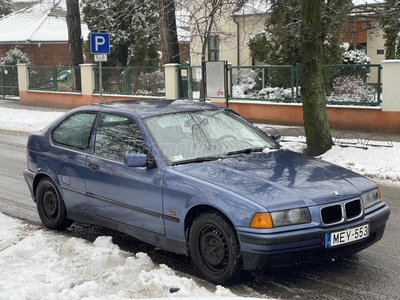 BMW 3-AS SOROZAT 316i Compact