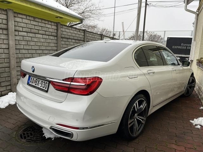 BMW 730d xDrive (Automata)