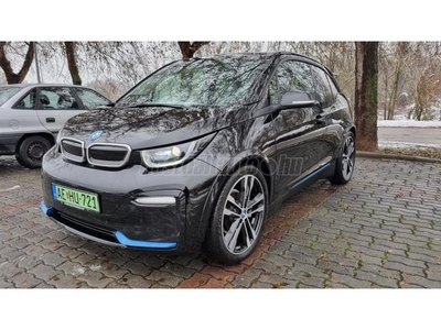 BMW I3 i3s 120Ah (Automata) 32 e Km. LOFT FÉLBŐR BELSŐ. KEYLESS GO. KAMERA. E-H RADAR. LEDLÁMPA. VILÁGÍTÁS C