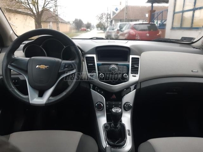 CHEVROLET CRUZE 1.6 LS