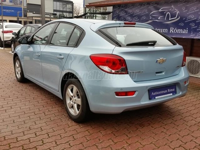 CHEVROLET CRUZE 1.6 LT 1. Tulaj. KLÍMA. TEMPOMAT. PARKRADAR. ALUFELNI